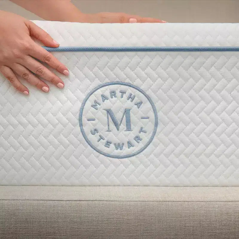 Matelas en mousse à mémoire de forme et thé vert, mi-ferme, à double action rafraîchissante, avec dessus matelassé en jacquard recyclé doux et respirant