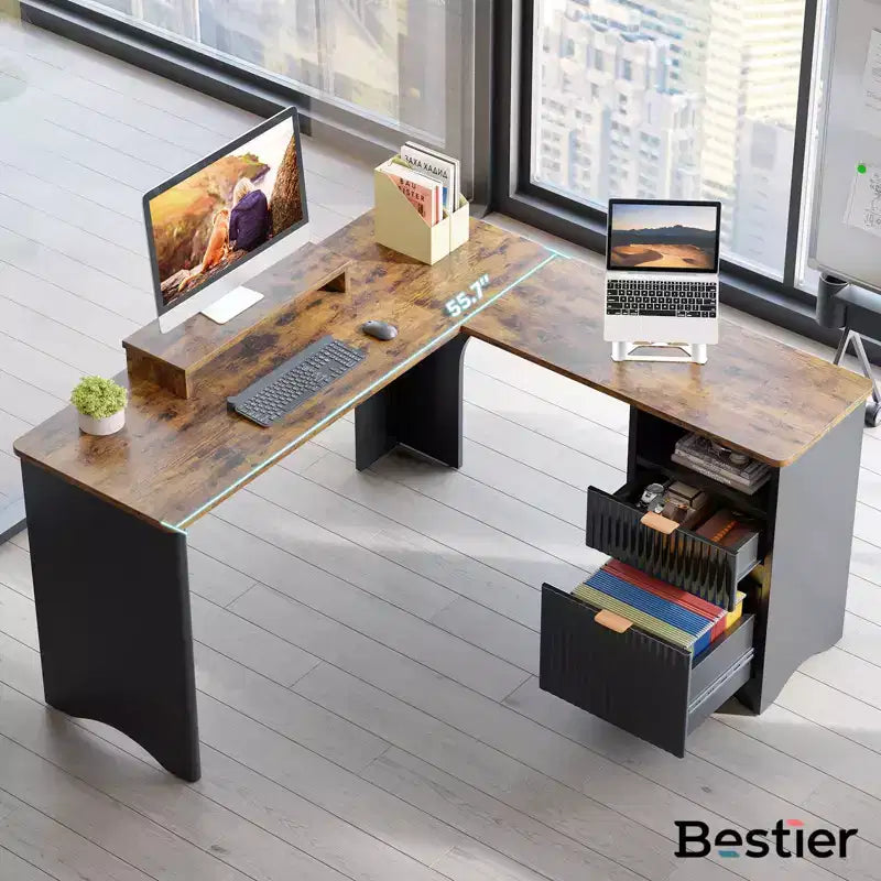 Bureau d'angle en L de 55 pouces avec tiroirs, bureau d'ordinateur de bureau avec coins arrondis, support d'écran et panneaux cannelés, blanc et noyer