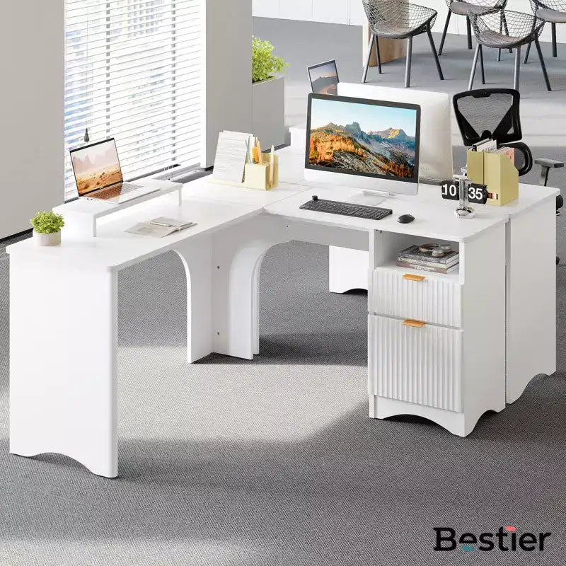 Bureau d'angle en L de 55 pouces avec tiroirs, bureau d'ordinateur de bureau avec coins arrondis, support d'écran et panneaux cannelés, blanc et noyer