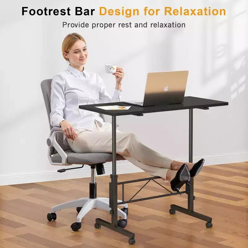 Petit bureau debout réglable en hauteur, postes de travail informatiques mobiles à roulettes, table d'appoint portable pour ordinateur portable pour le bureau