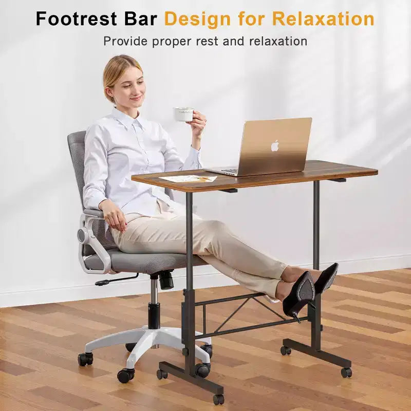 Petit bureau debout réglable en hauteur, postes de travail informatiques mobiles à roulettes, table d'appoint portable pour ordinateur portable pour le bureau