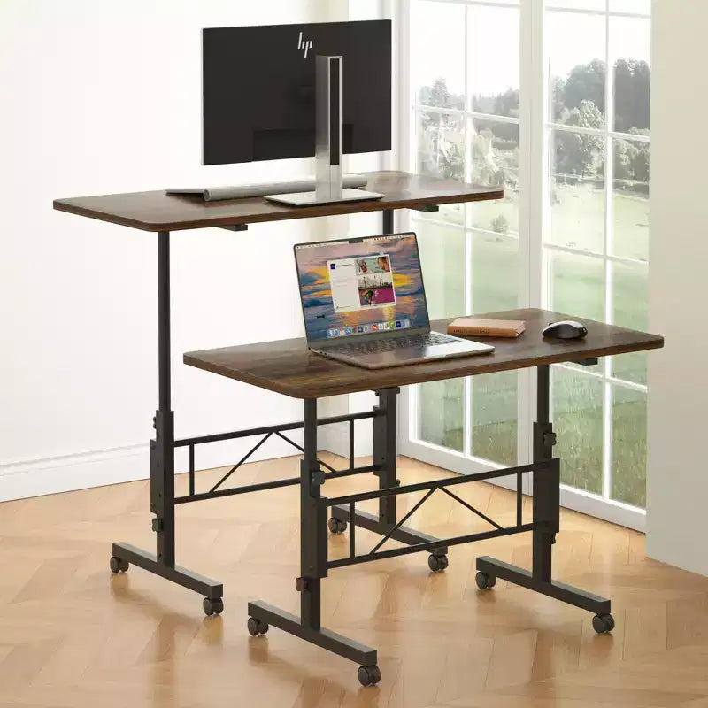 Petit bureau debout réglable en hauteur, postes de travail informatiques mobiles à roulettes, table d'appoint portable pour ordinateur portable pour le bureau
